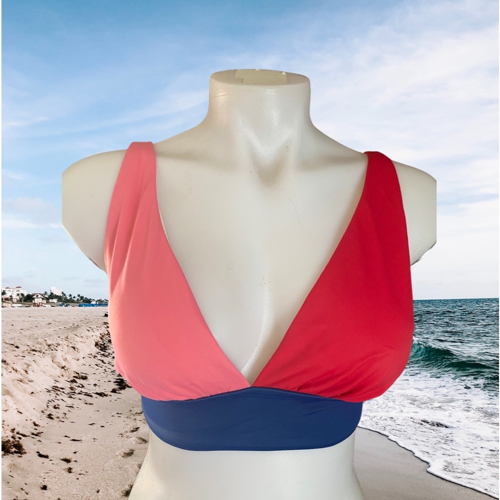 Beach Betty by Miricle Brands bikini swim top